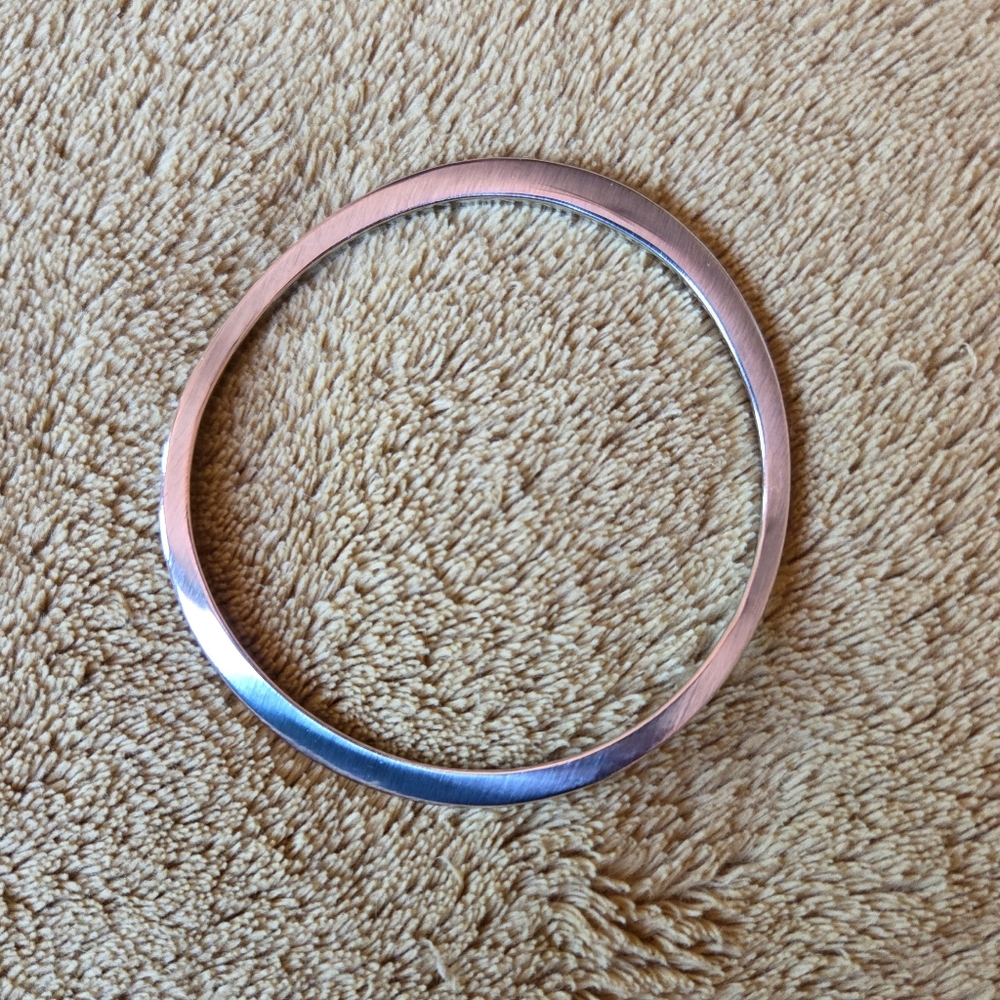 Wavy Bangle Bracelet